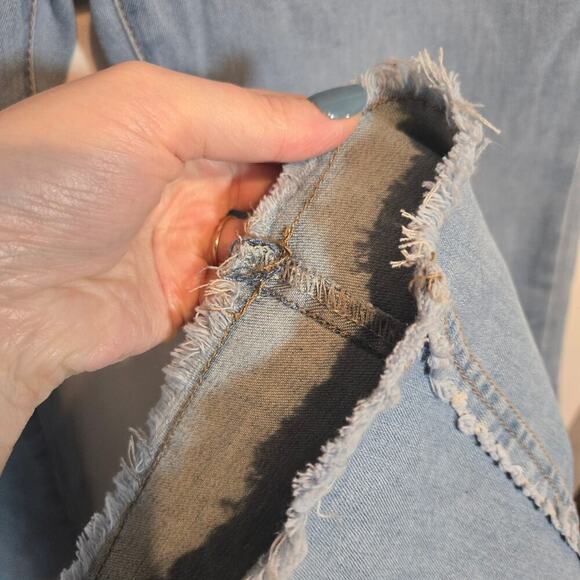 VTG Bebe Raw Edge Flared Denim Jeans 6 28 High Rise Hippie Casual Boho Capsule - Picture 5 of 12